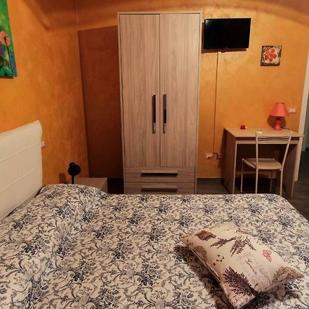 Mary'S House Villa Чивитавекия Екстериор снимка
